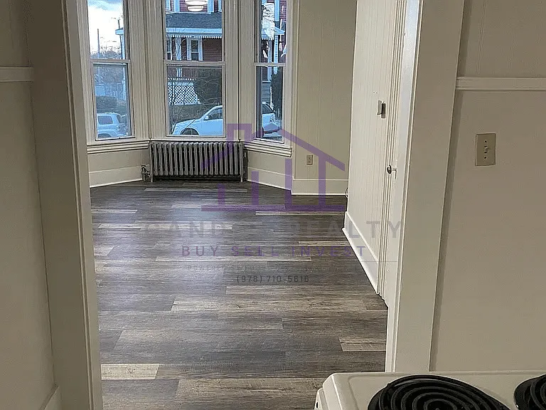 285 Washington St #1F — Photo 6