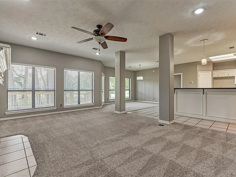 13707 Fountainview Dr — Photo 16
