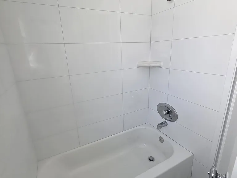 1051 Castro St #1 — Photo 7