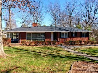 207 Oak Dr, Belmont, NC 28012