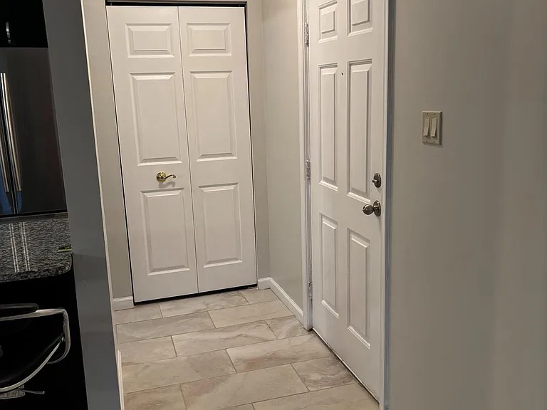 1807 Diamond Dr — Photo 3