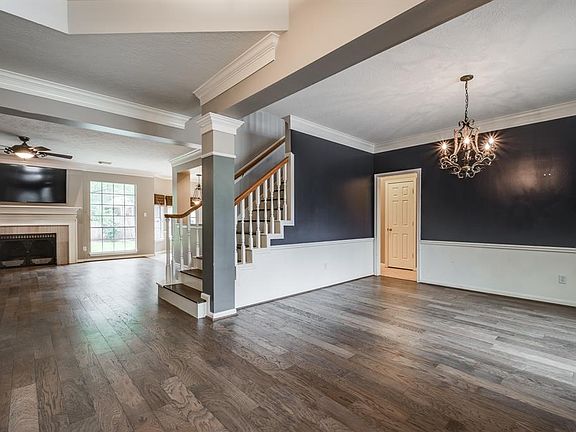 3rd image of 6419 Gladehill Dr