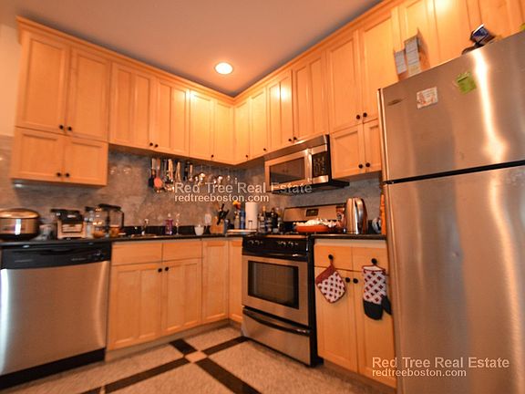 5th image of 63 Babcock St #7D
