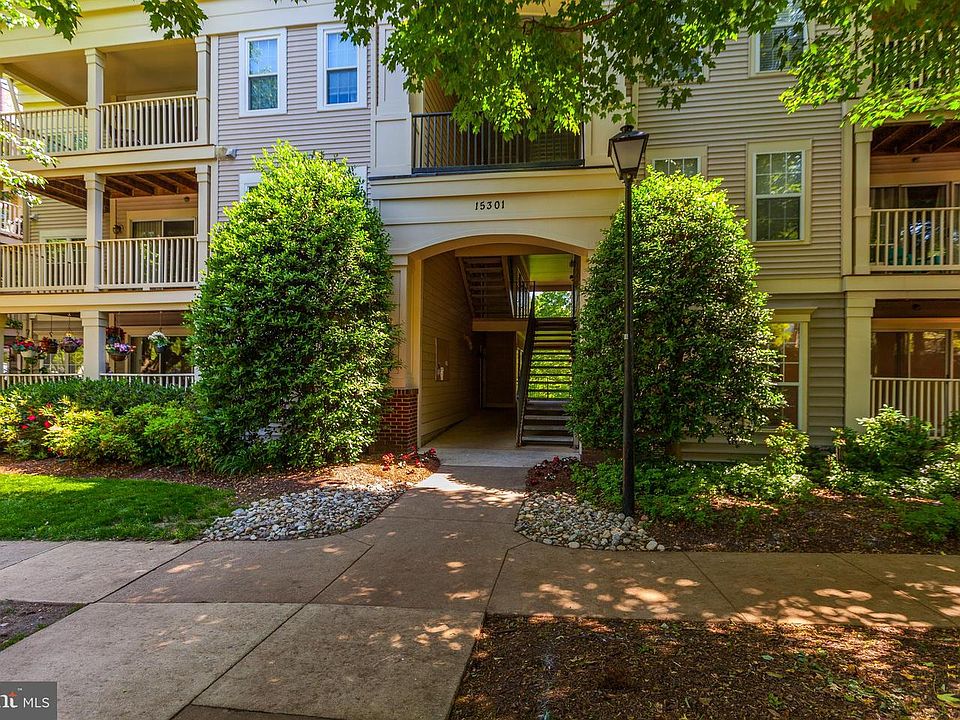 1st image of 15301 Diamond Cove Ter #8-D