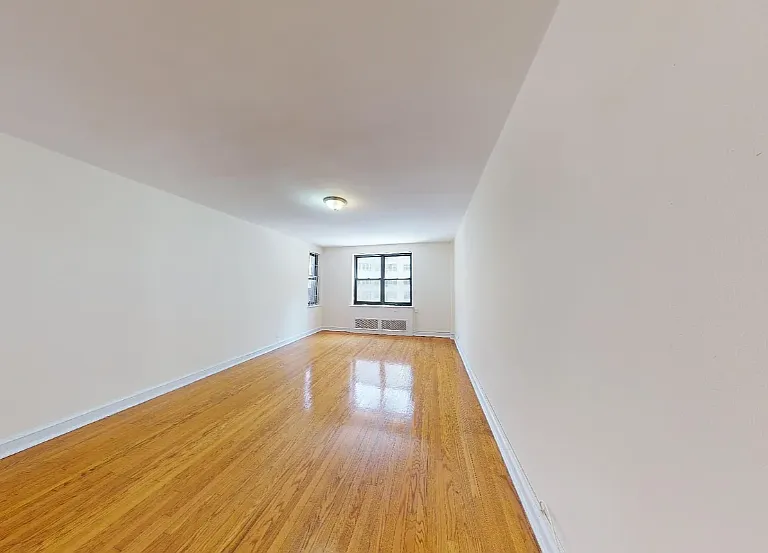 246 E 46th St #5H — Photo 9