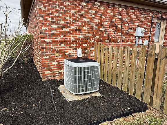 5th image of 2766 Libbert Rd