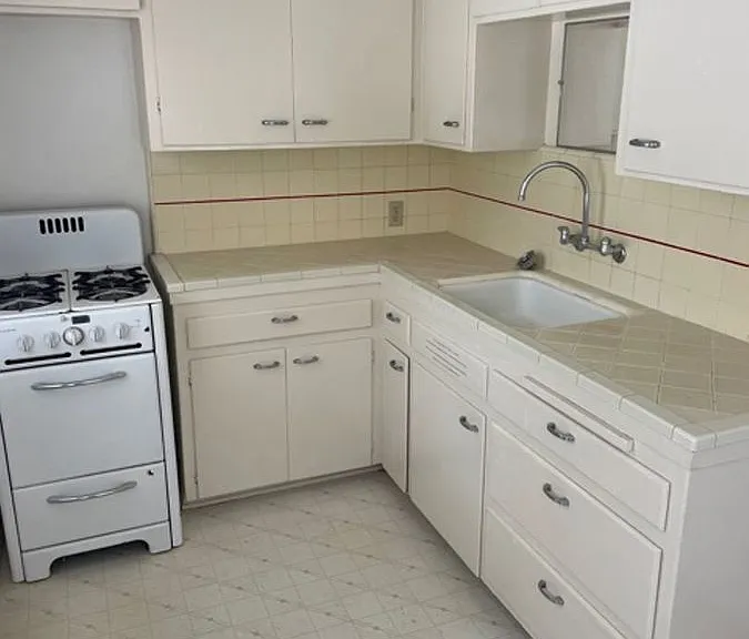398 W Sierra Madre Blvd #2 — Photo 5