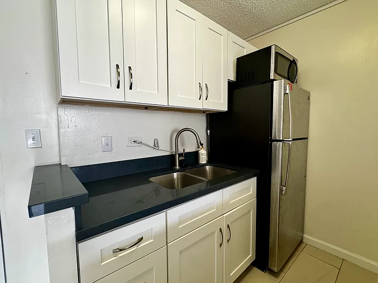 1535 Pensacola St #412 — Photo 1