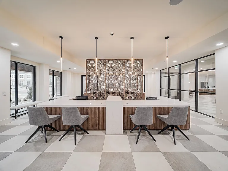 Cortland West Plano — Photo 39