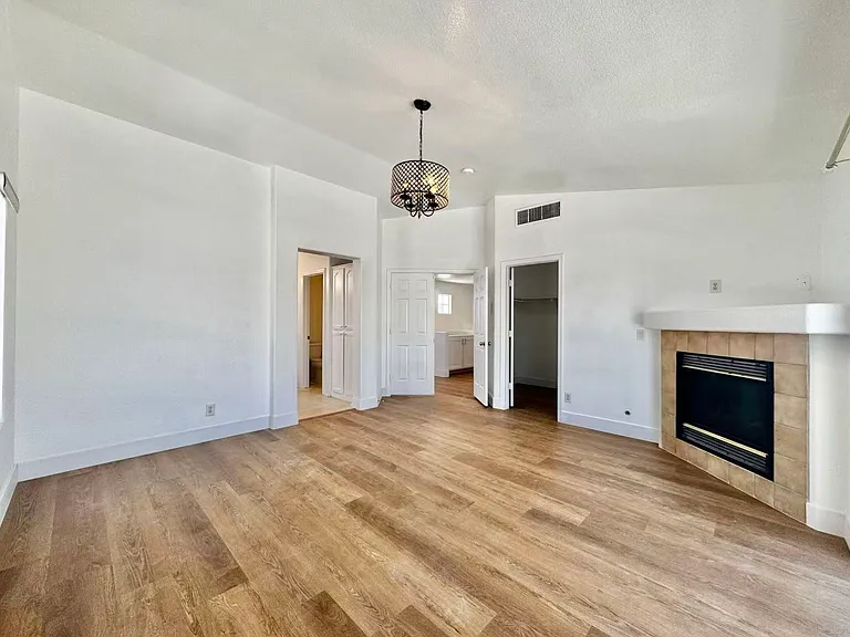 3828 Climbing Rose St — Photo 36