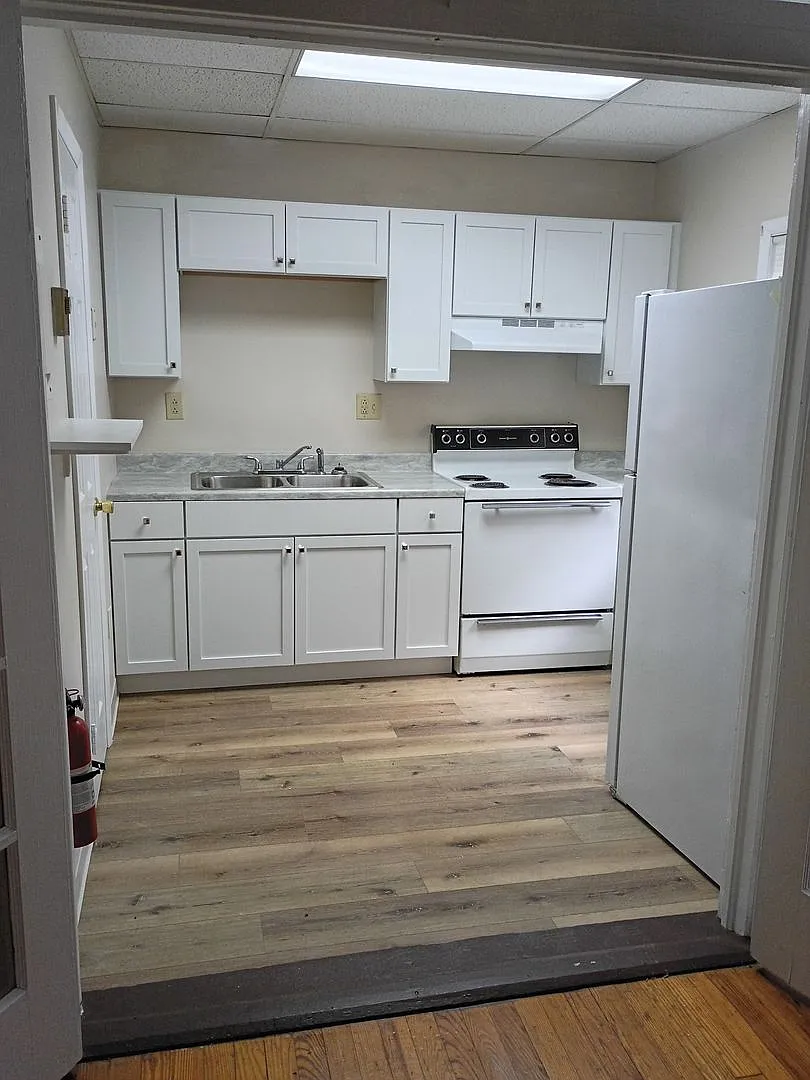 Braddock Rd Highlander — Photo 3