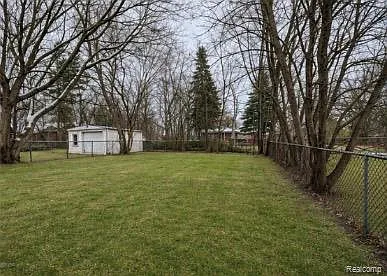 2 bed, 1.0 bath, 900 sqft, $1,200 — Photo 4