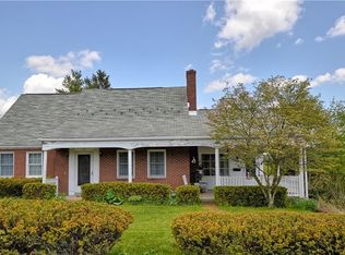 307 Hoffman Rd, Pittsburgh, PA 15212