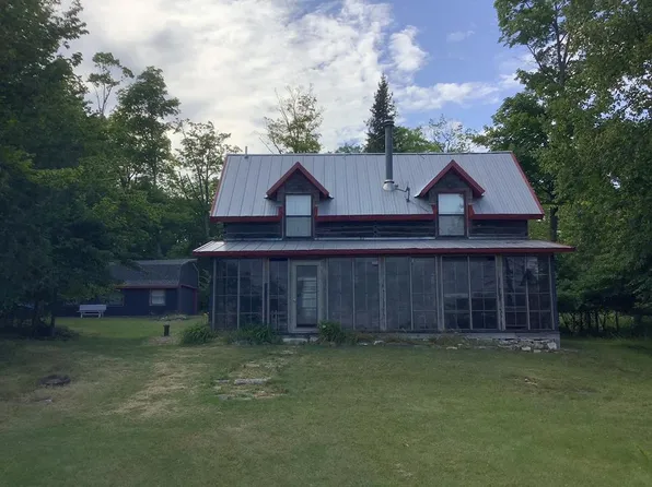 382 Lobdell Point Rd, Washington Island, WI 54246