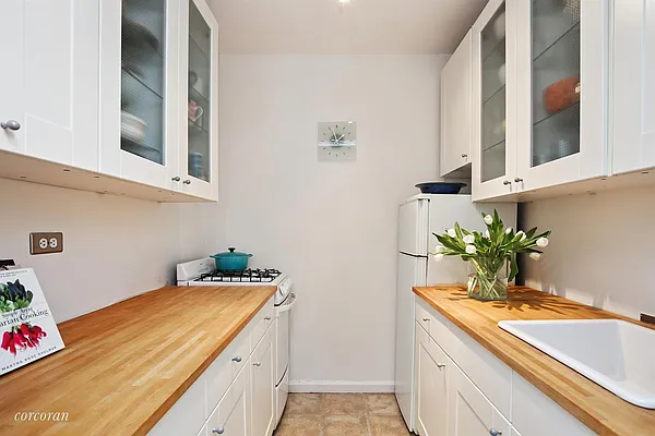 Sold by Corcoran | media 10