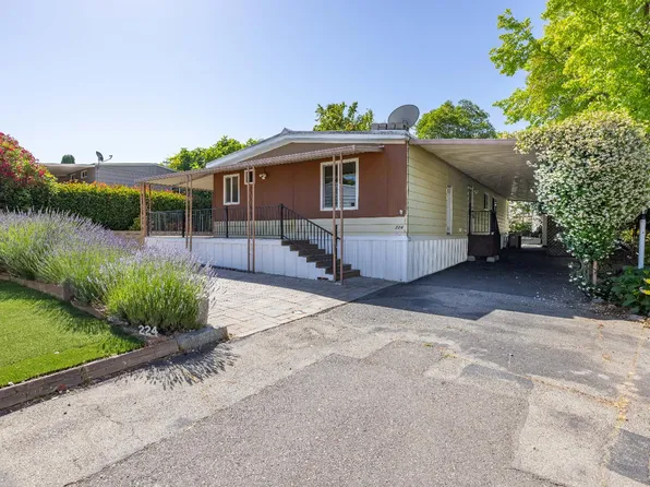 224 Bluebird Ln, Folsom, CA 95630