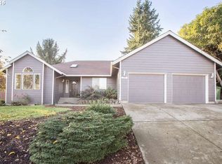 290 NW Alpine St, Dundee, OR 97115