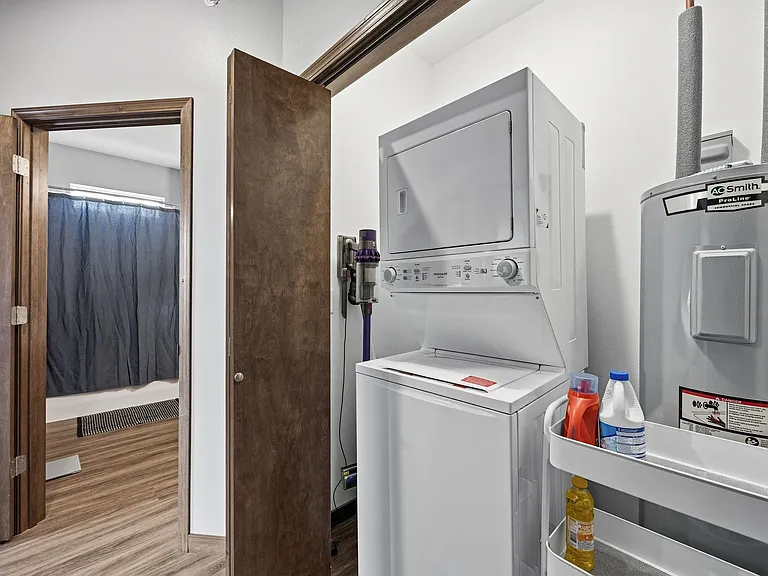 942 Boston Way #11 — Photo 32