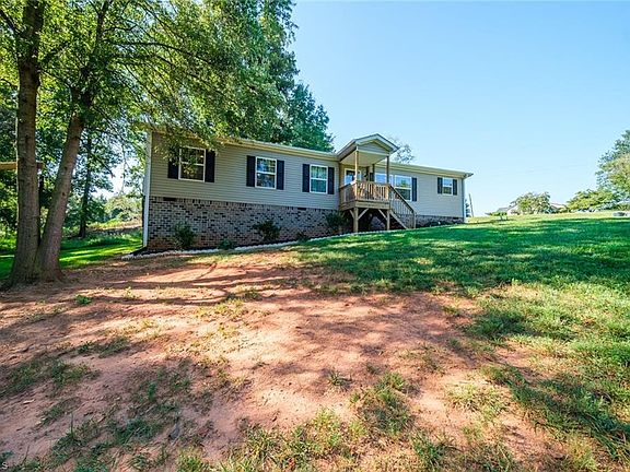 4th image of 1317 Haire Rd