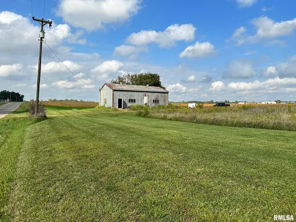 22211 N Taylor Rd, Canton, IL 61520