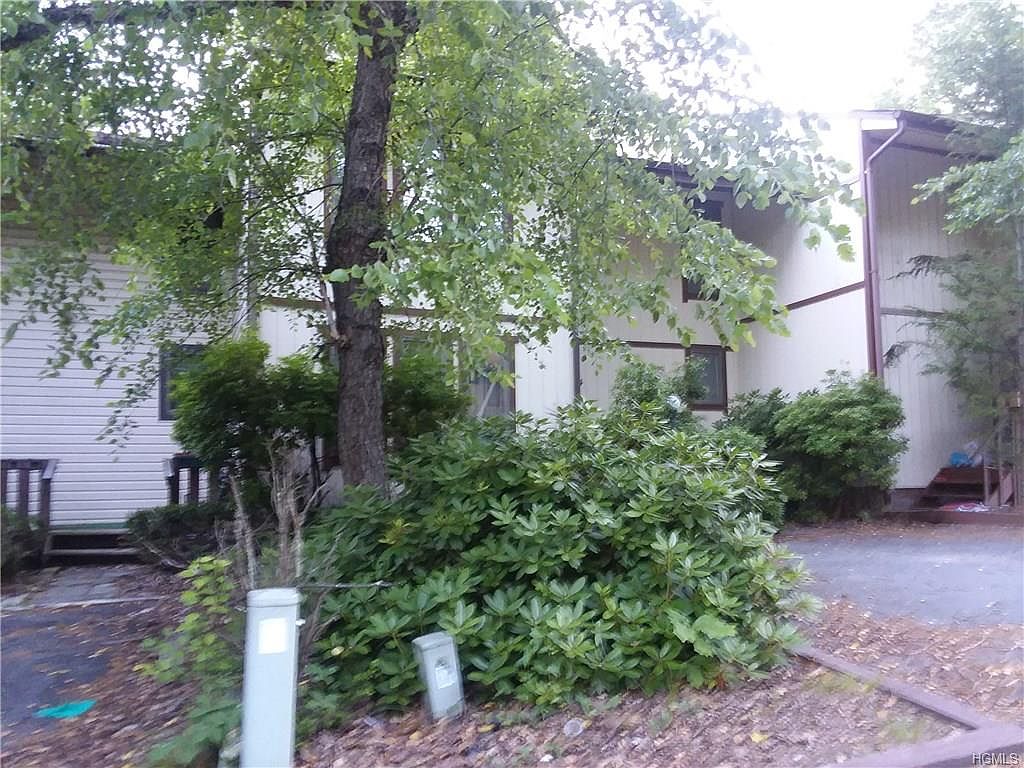 74 Estate Dr, Fallsburg, NY 12733 Zillow