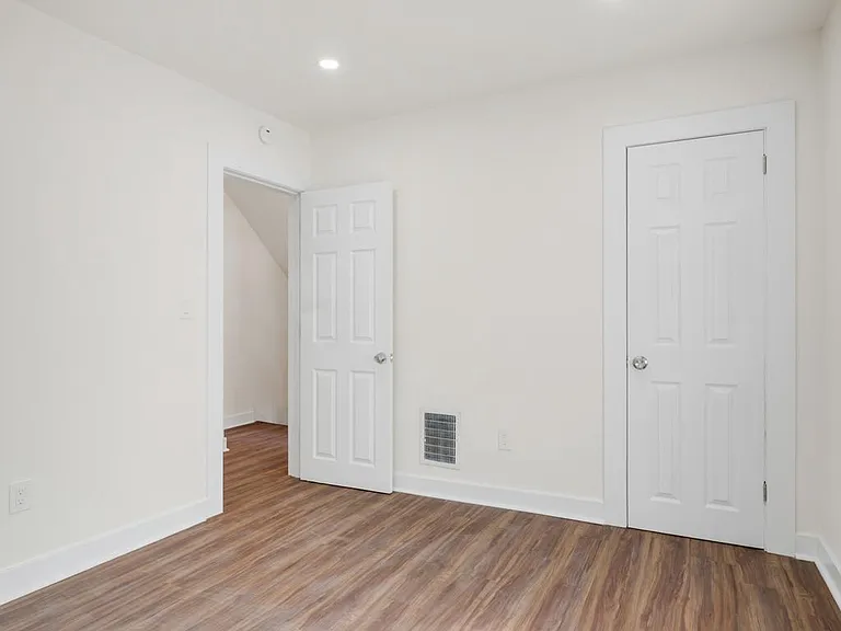 140 S Keswick Ave — Photo 8