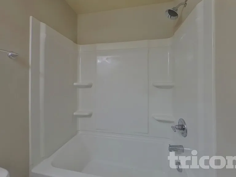 2046 Aragon Ln — Photo 11