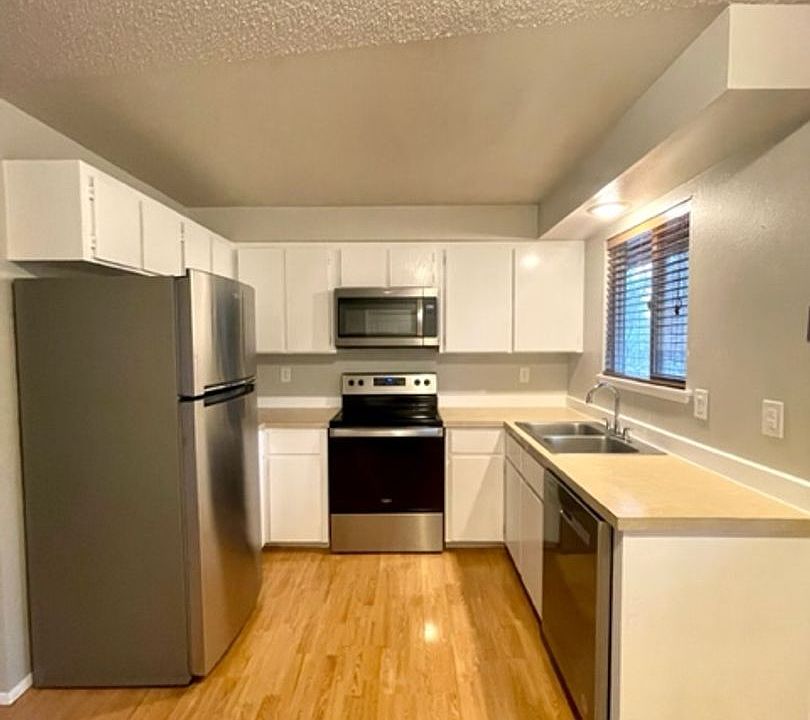 1st image of 24 SE McKinley Ave #28