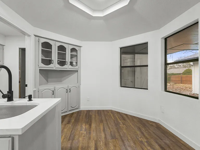 1503 Bellflower Dr — Photo 17