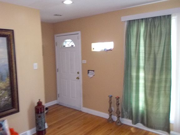 3rd image of 4507 S Lawler Ave