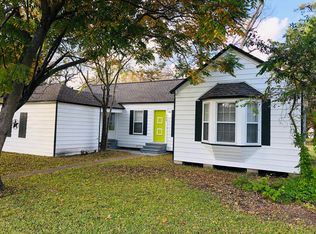 320 Gresham St, Baytown, TX 77520