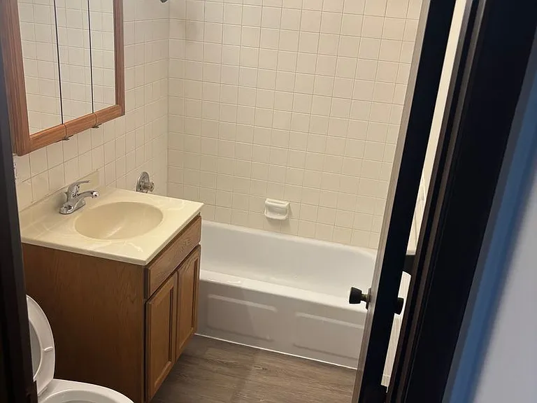 2525 Harriet Ave Building — Photo 2
