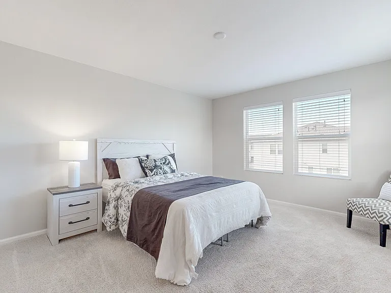 16296 E 47th Pl — Photo 3