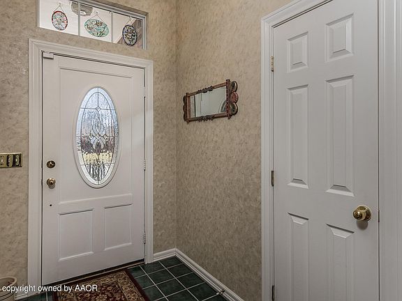 3rd image of 7008 Canterbury Pl