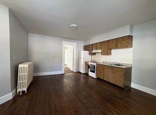 145 Hillside Ave #1E, Waterbury, CT 06710