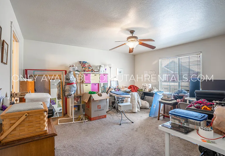 278 E Cascade Ct — Photo 13