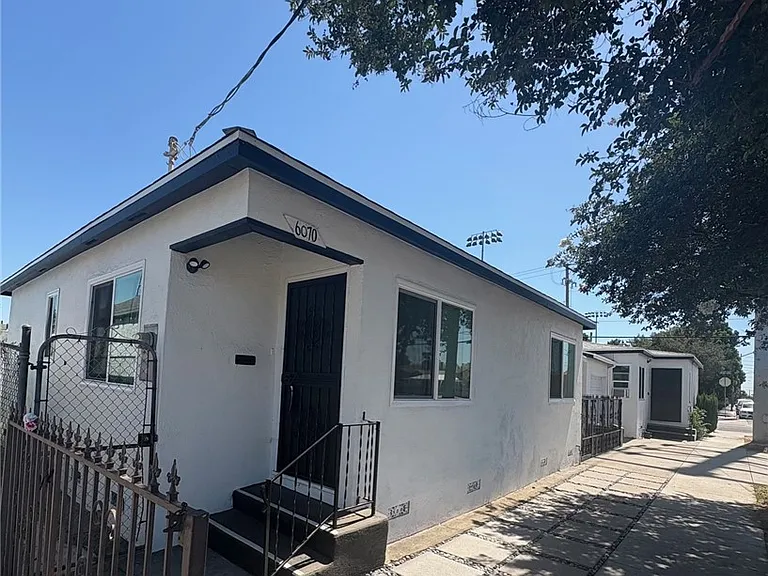 6070 Fishburn Ave — Photo 1