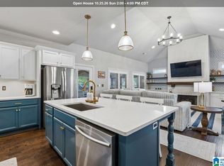 369 Strathaven Dr, Pelham, AL 35124