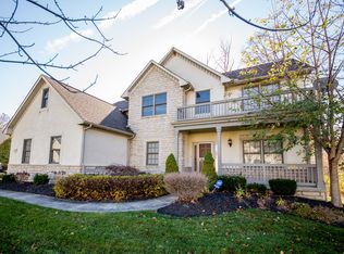 6074 Highland Hills Dr, Westerville, OH 43082