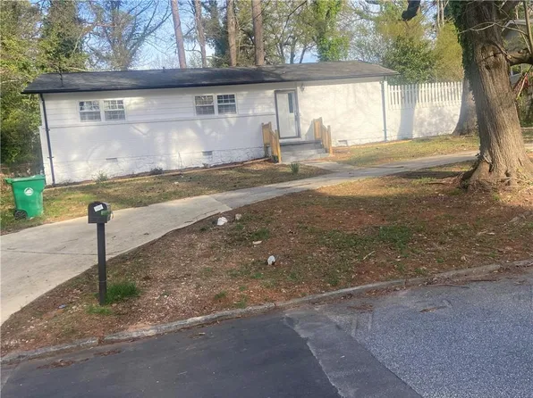 1905 Robinhill Ct, Tucker, GA 30084