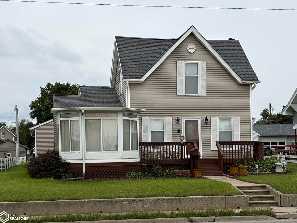 1st image of 410 N 3rd Ave