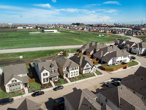 3rd image of 8059 Copper Way