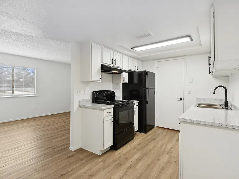 ReNew Flagstaff East — Photo 10