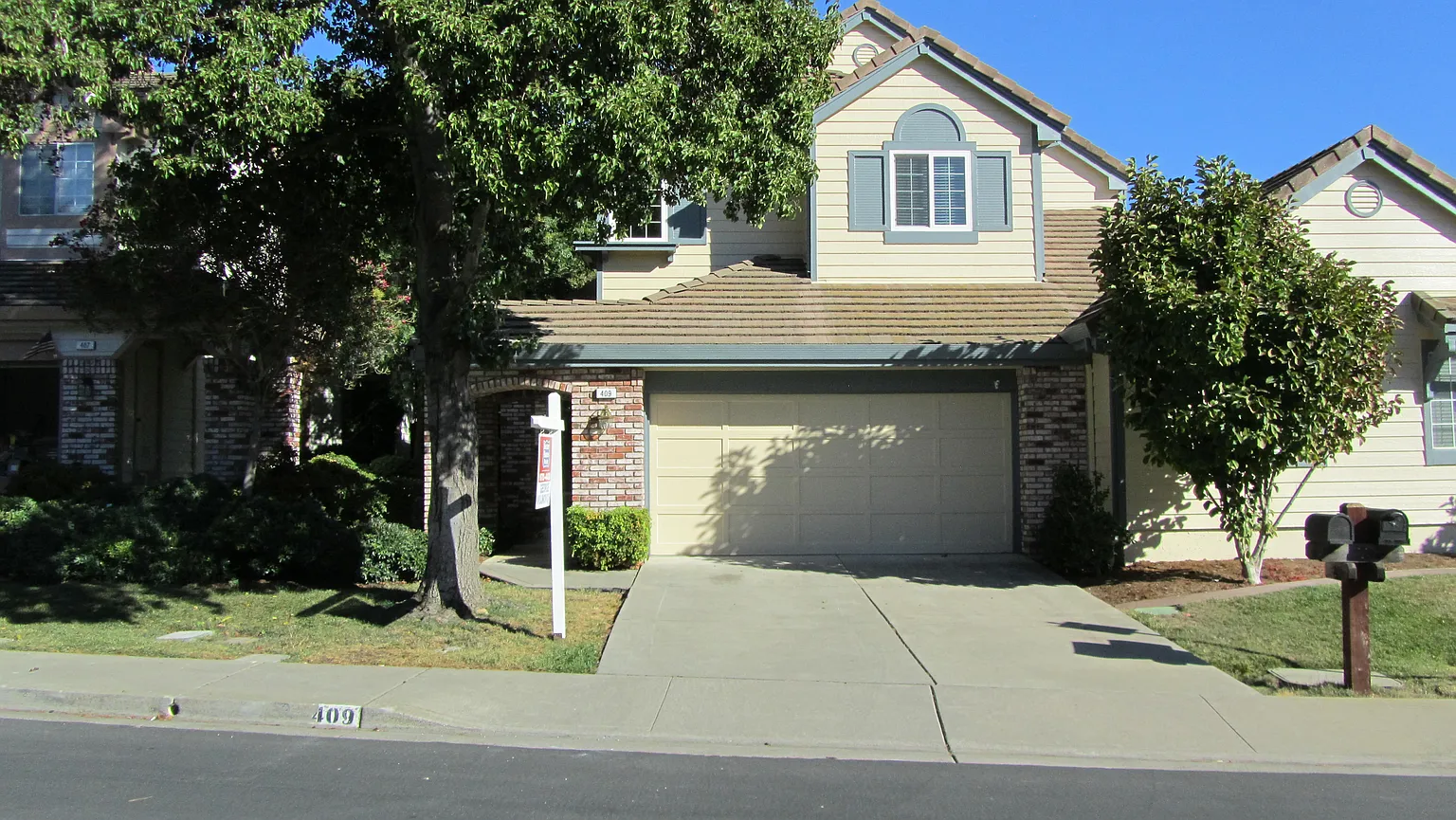 409 Chupcan Pl photo 1