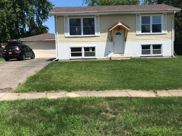 230 Grant Dr, Bolingbrook, IL 60440