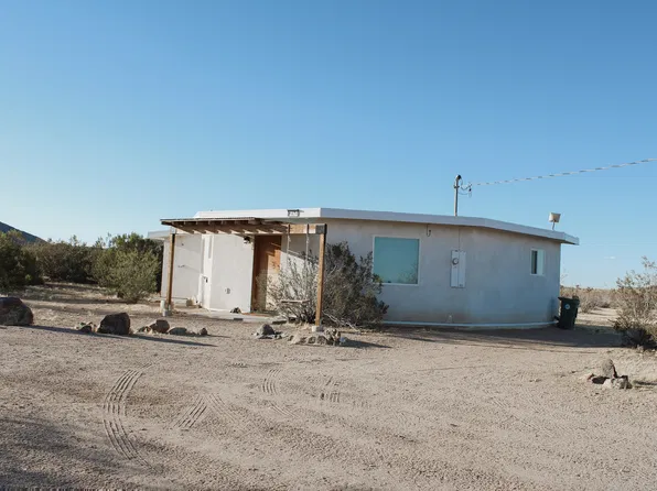1674 Mason Dixon Rd, Joshua Tree, CA 92252