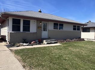2702 Loraine AVENUE, Racine, WI 53404