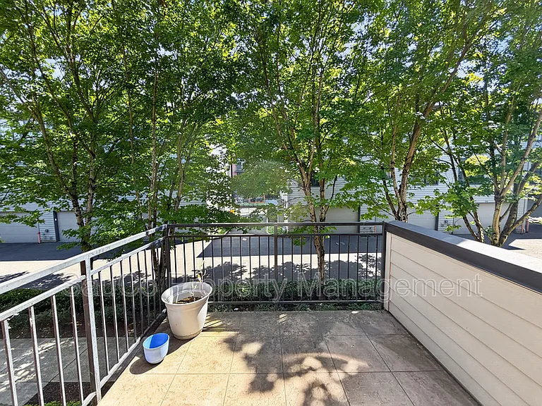 1420 NW 20th Ave — Photo 35