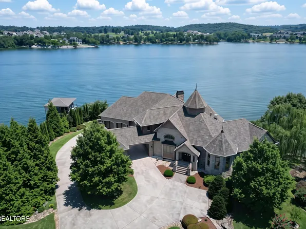 410 Cayuga Dr, Loudon, TN 37774