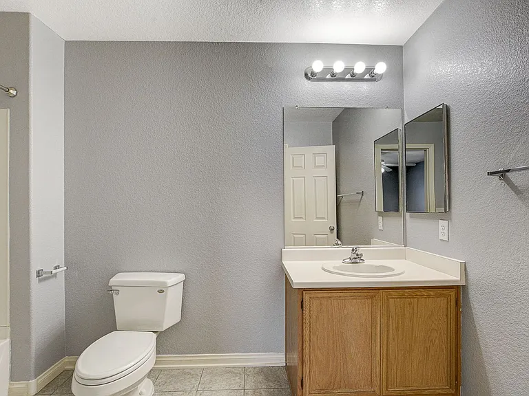 3909 Sweet Pine St #102 — Photo 28